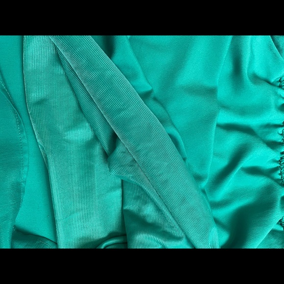 Summer Green Dress with Pockets - Picture 5 of 6